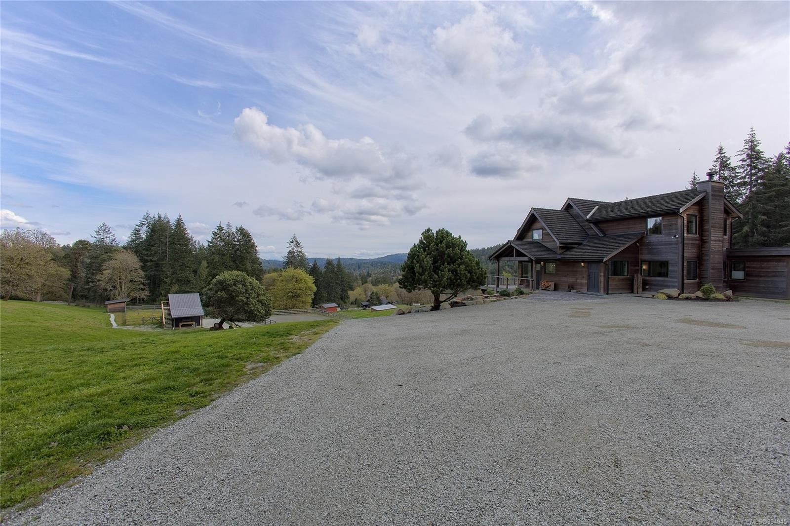 445 Cranberry Rd, Salt Spring, BC
