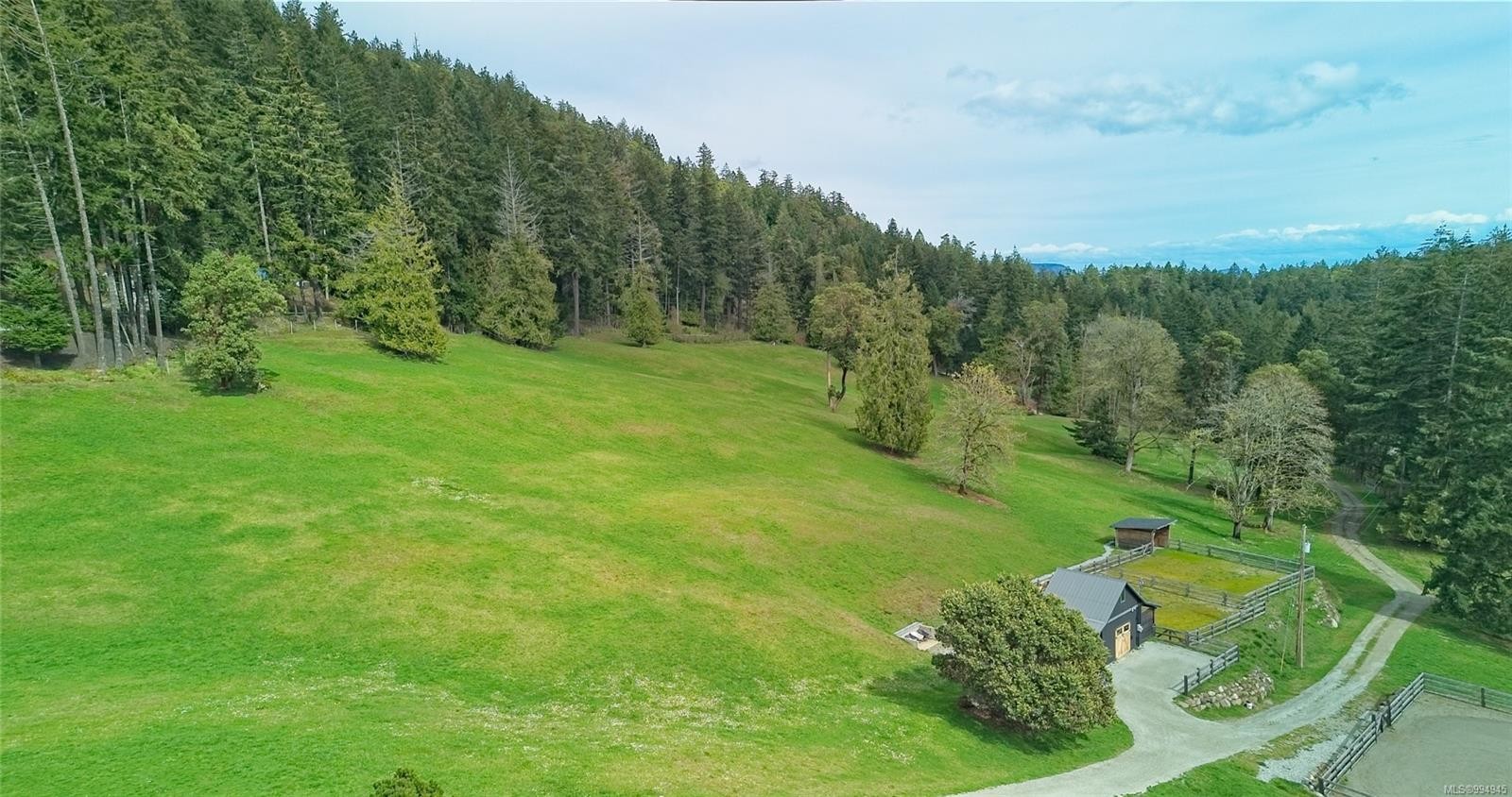 445 Cranberry Rd, Salt Spring, BC