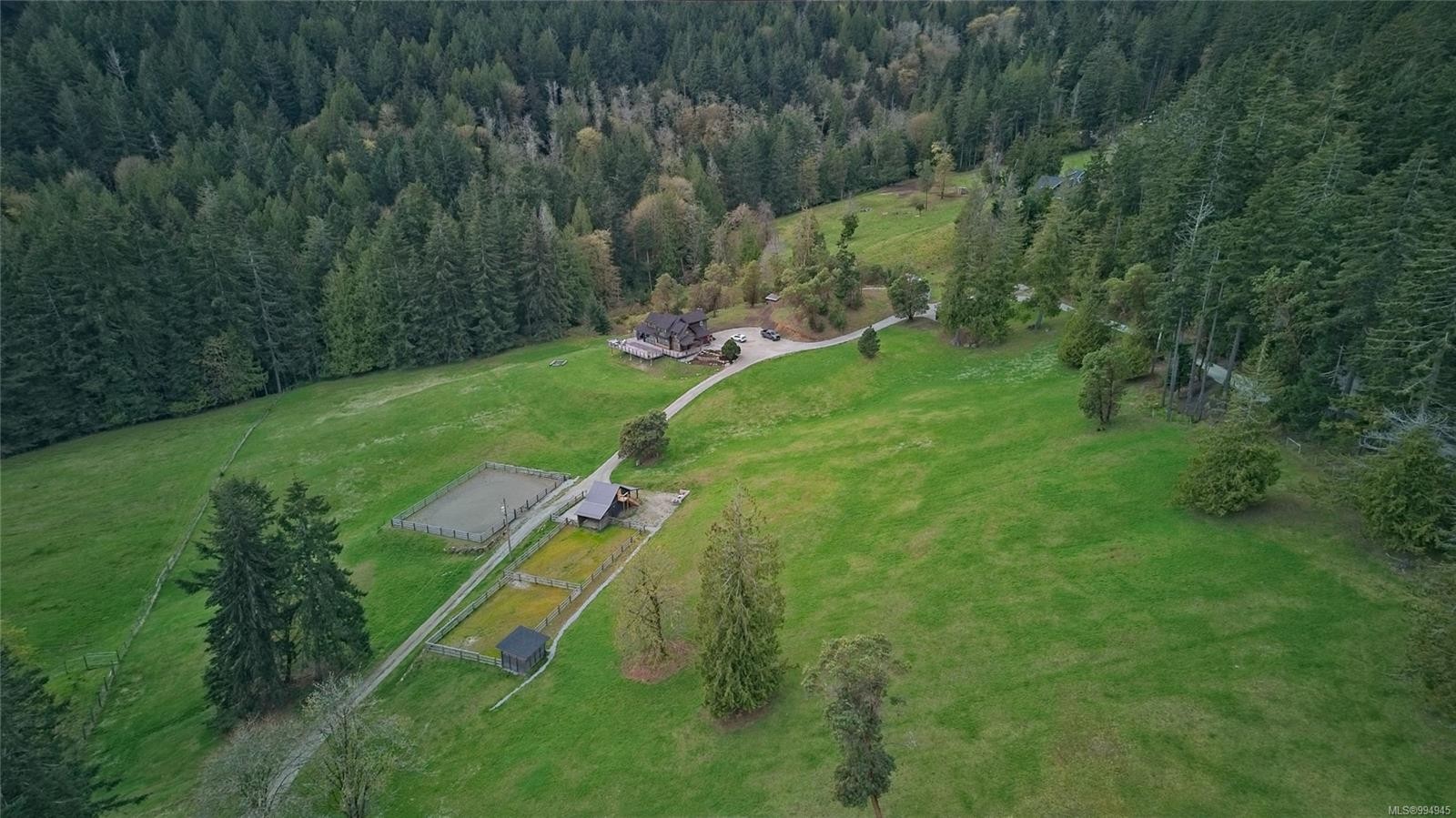 445 Cranberry Rd, Salt Spring, BC