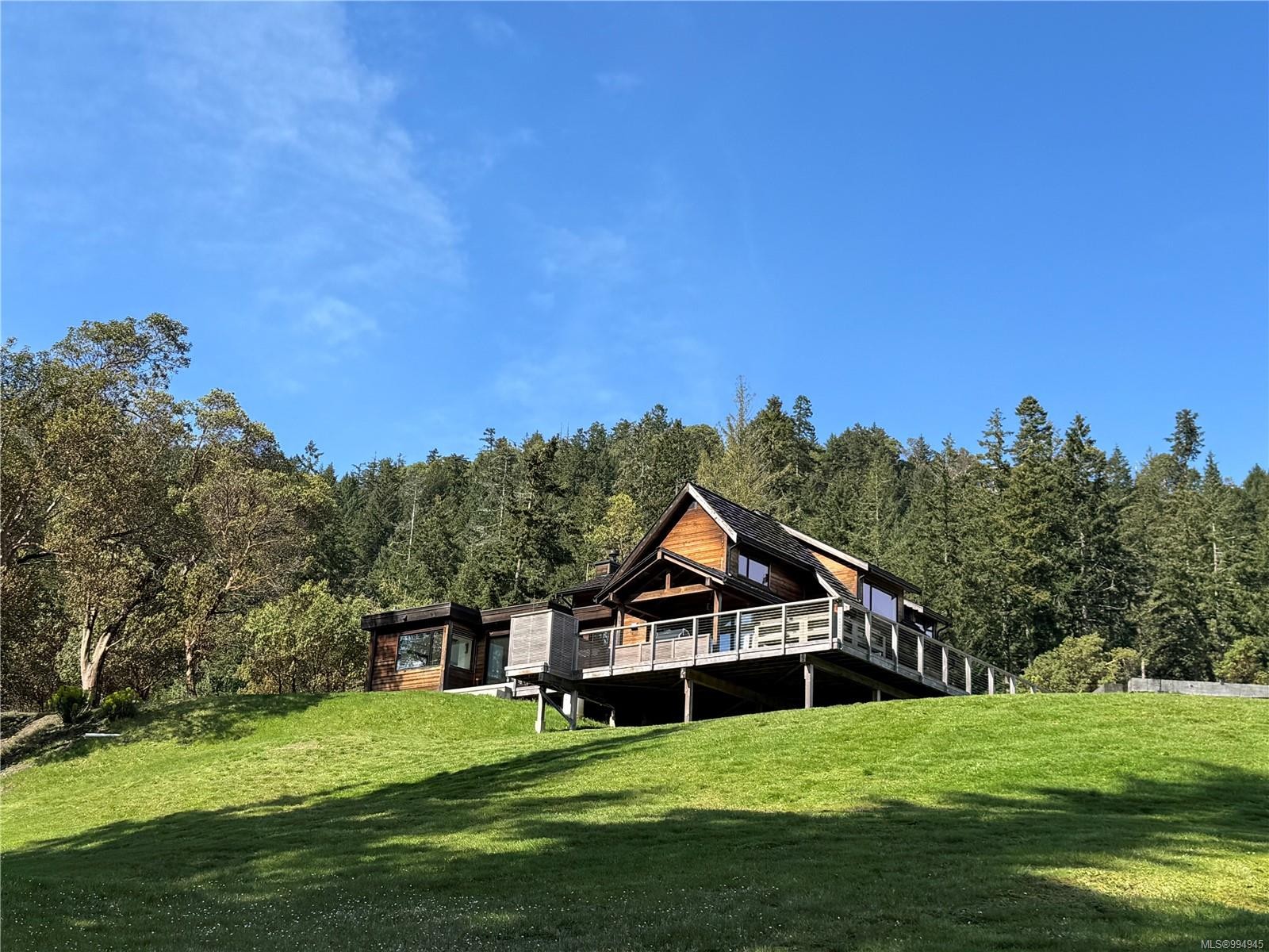 445 Cranberry Rd, Salt Spring, BC