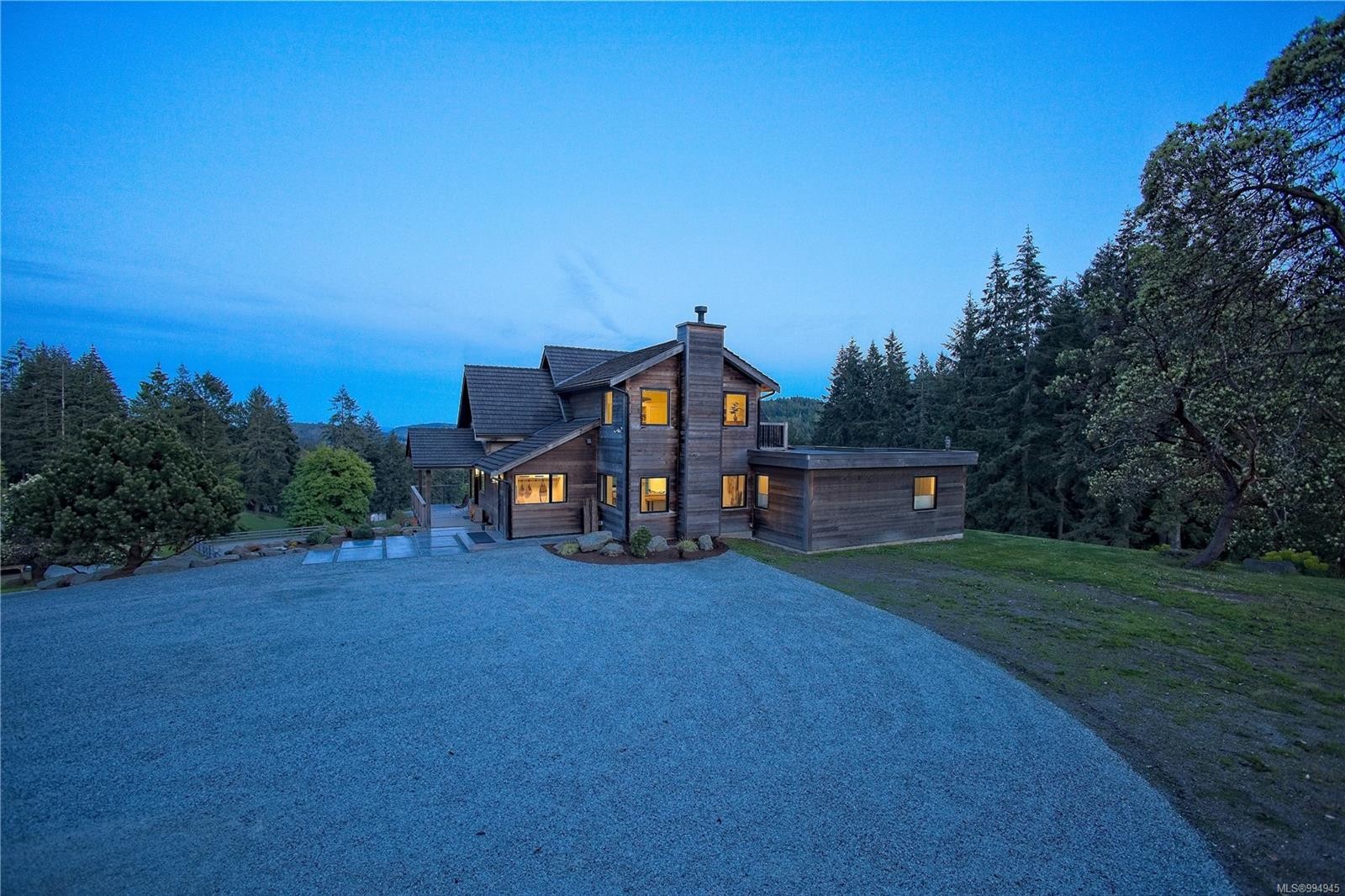 445 Cranberry Rd, Salt Spring, BC