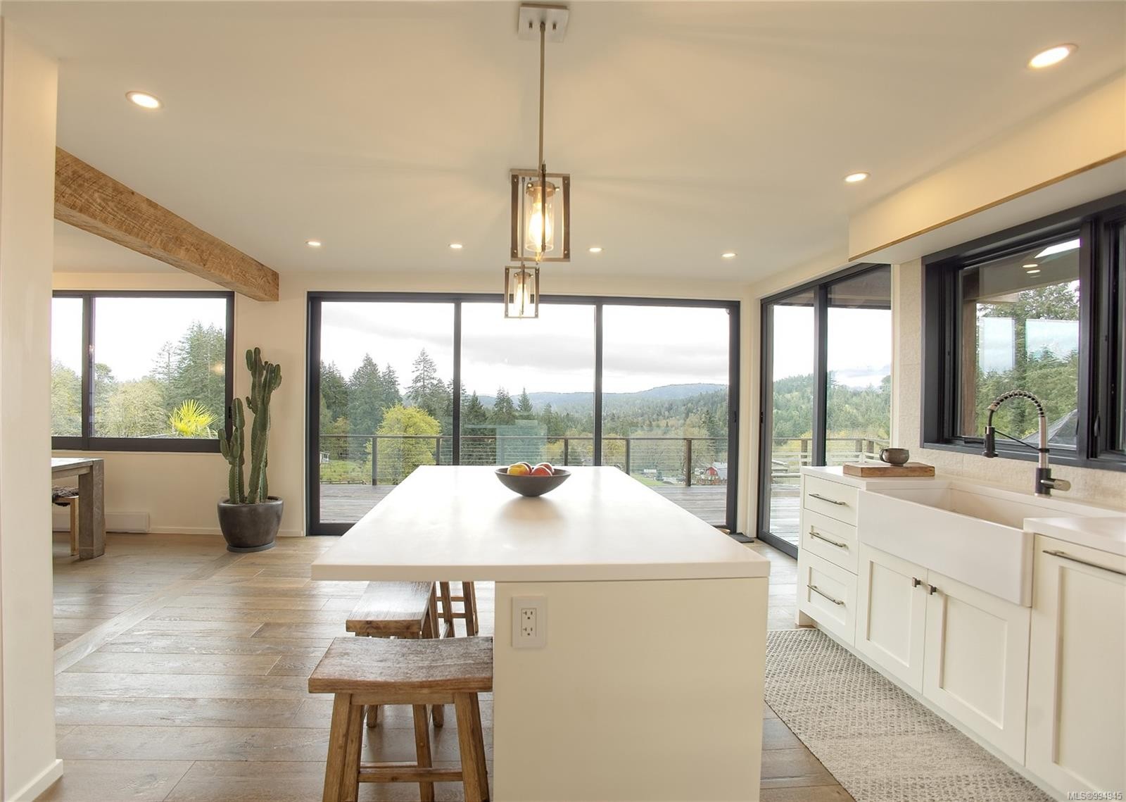 445 Cranberry Rd, Salt Spring, BC