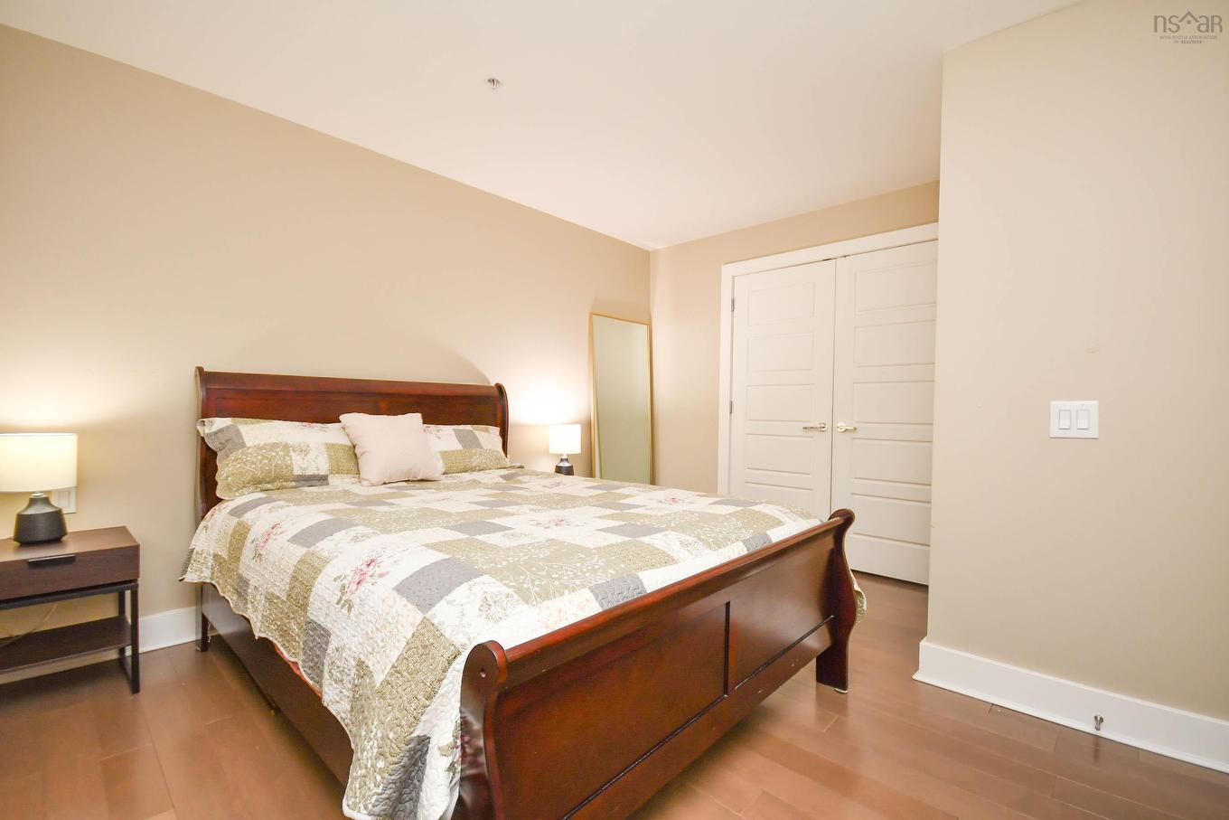 405 31 Kings Wharf Place, Dartmouth, NS