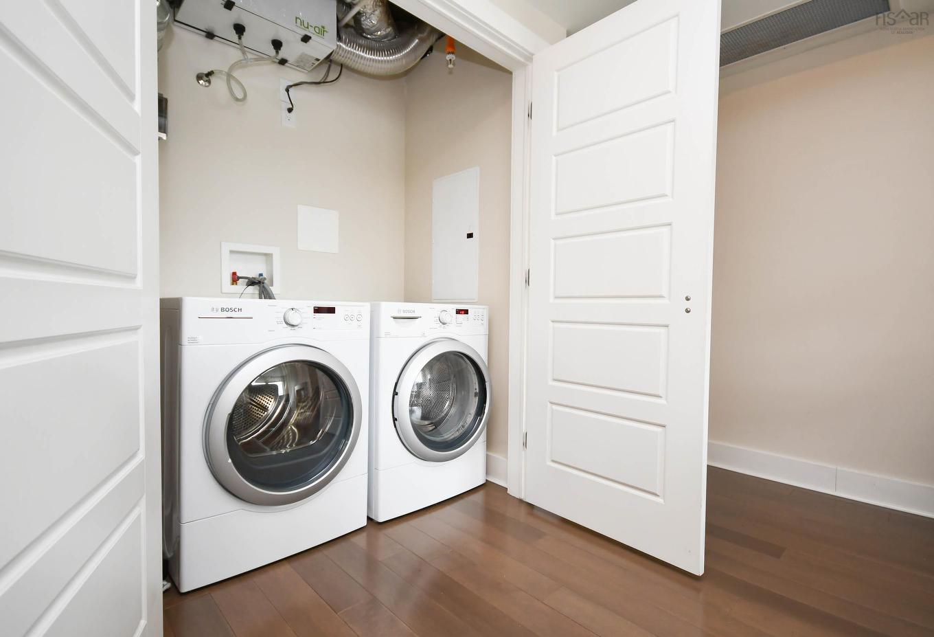 405 31 Kings Wharf Place, Dartmouth, NS