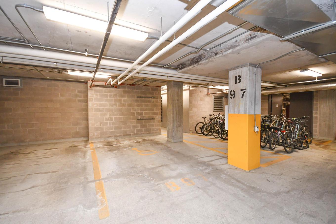 405 31 Kings Wharf Place, Dartmouth, NS