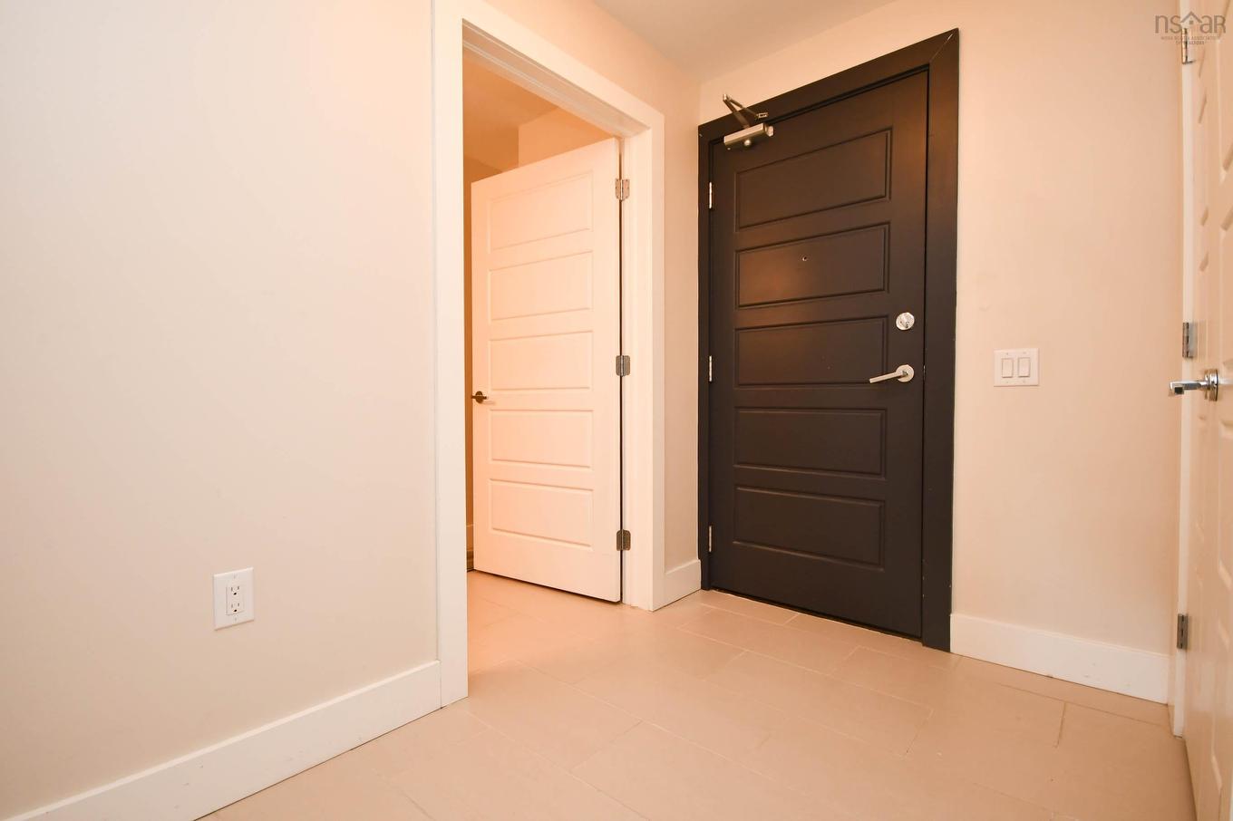 405 31 Kings Wharf Place, Dartmouth, NS