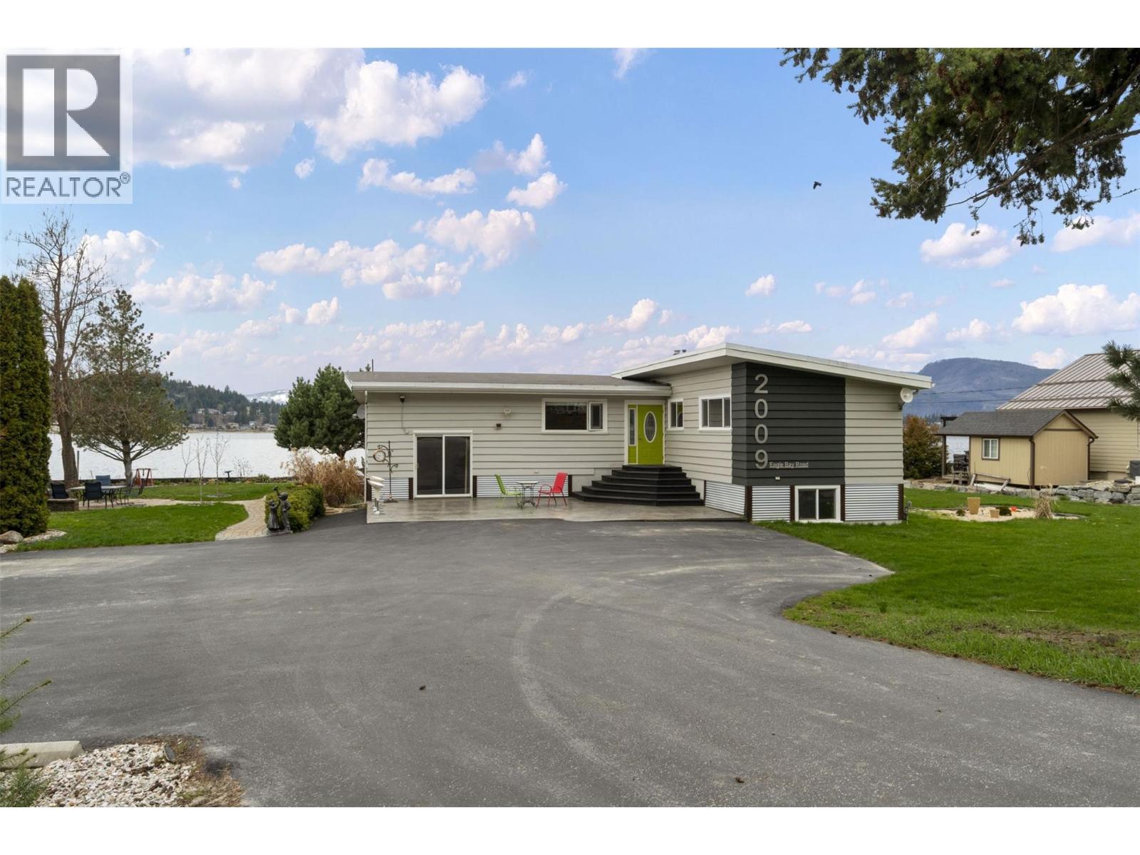 2009 Eagle Bay Road, Blind Bay, BC
