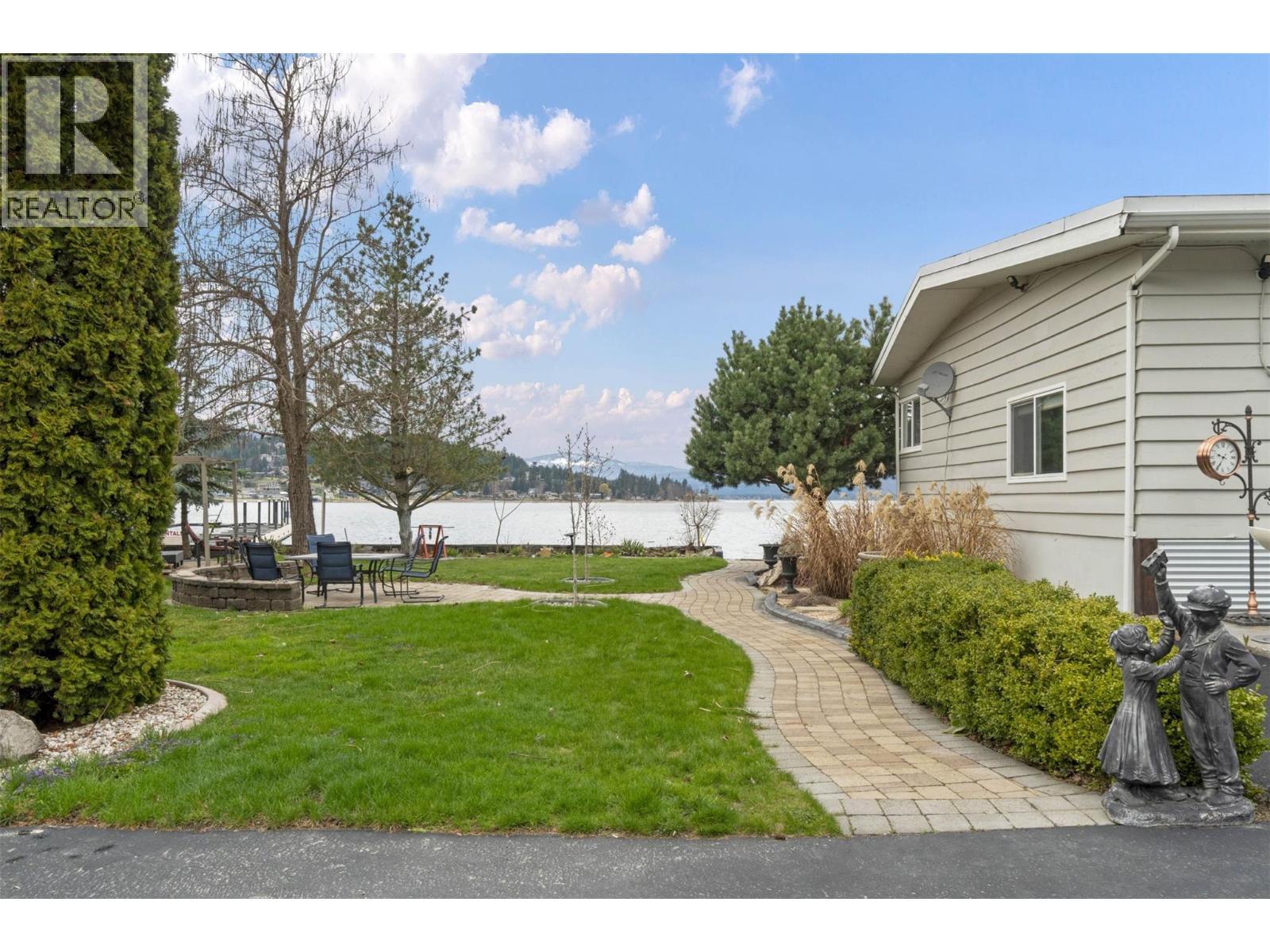 2009 Eagle Bay Road, Blind Bay, BC