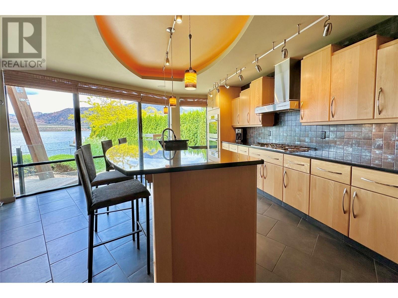 17949 87Th Street, Osoyoos, BC - Indoor Photo Showing Kitchen