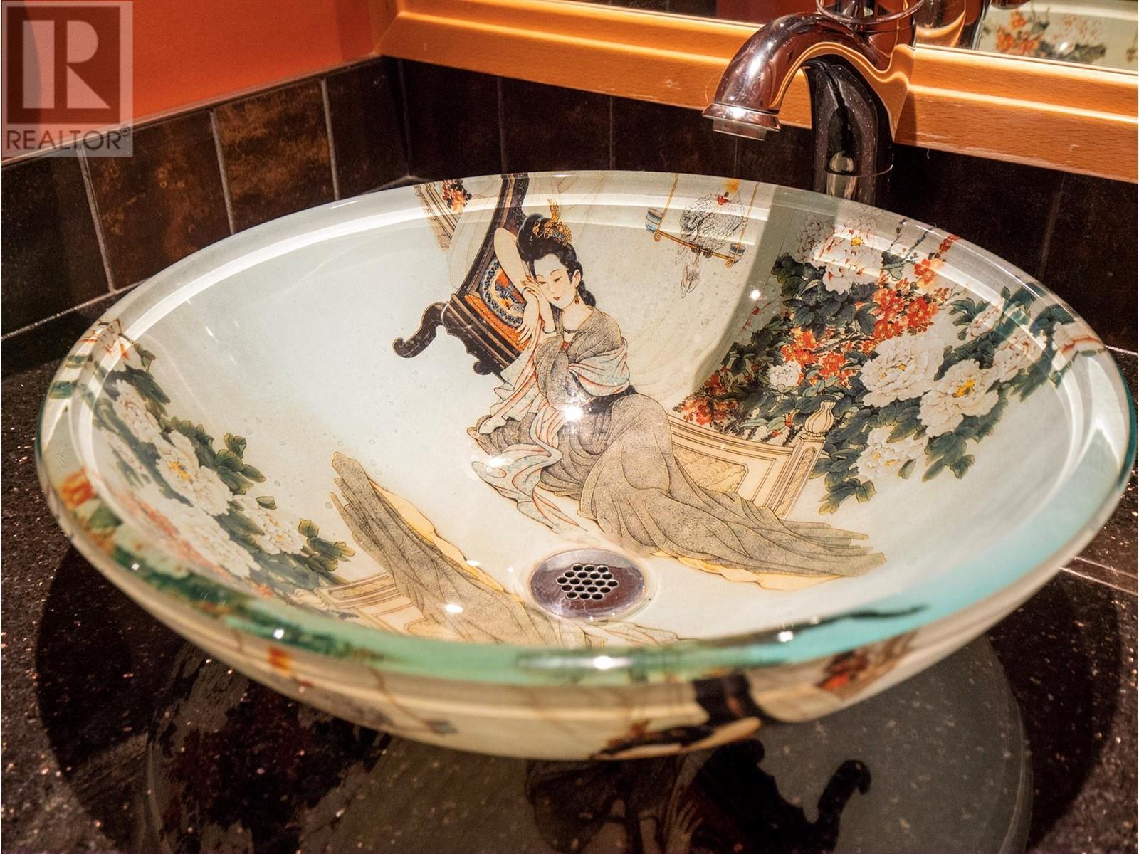 17949 87Th Street, Osoyoos, BC - Indoor Photo Showing Bathroom