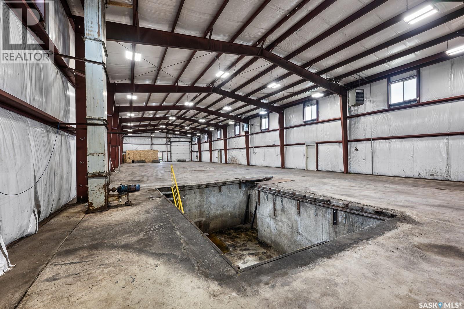 Nw 17-14-15 W2M, Francis Rm No. 127, SK