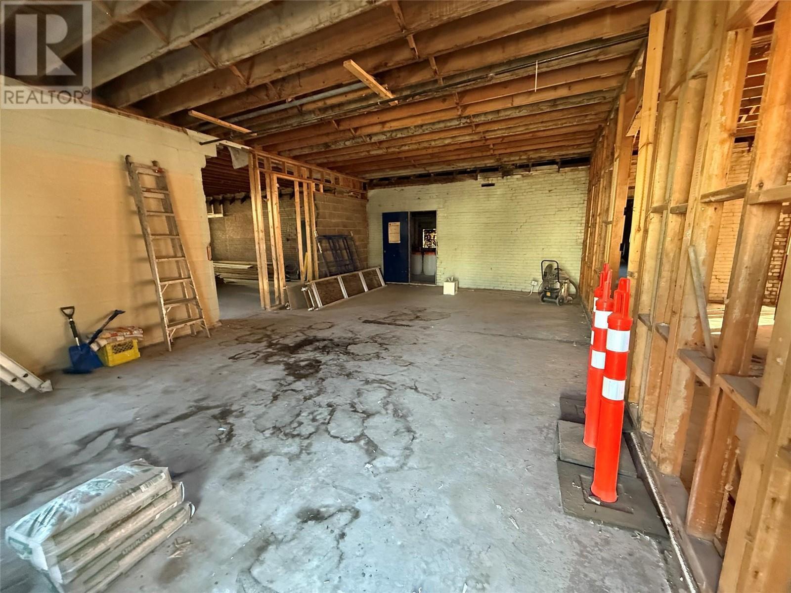 125B Market Avenue, Grand Forks, BC