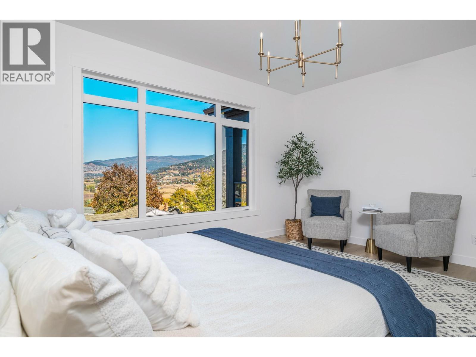 Primary - 195 Sarsons Drive Lot# 10, Coldstream, BC - Indoor Photo Showing Bedroom