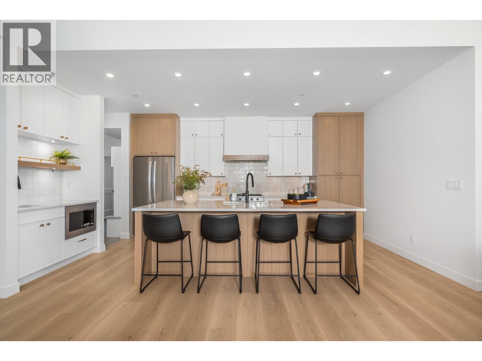 Kitchen - 195 Sarsons Drive Lot# 10, Coldstream, BC - Indoor Photo Showing Kitchen With Upgraded Kitchen
