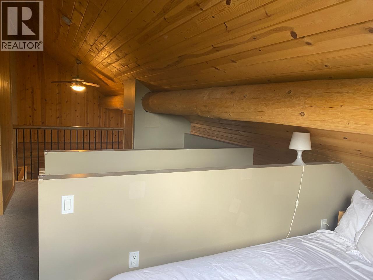 5485 Lac Le Jeune Road Unit# 25/26, Kamloops, BC - Indoor Photo Showing Bedroom