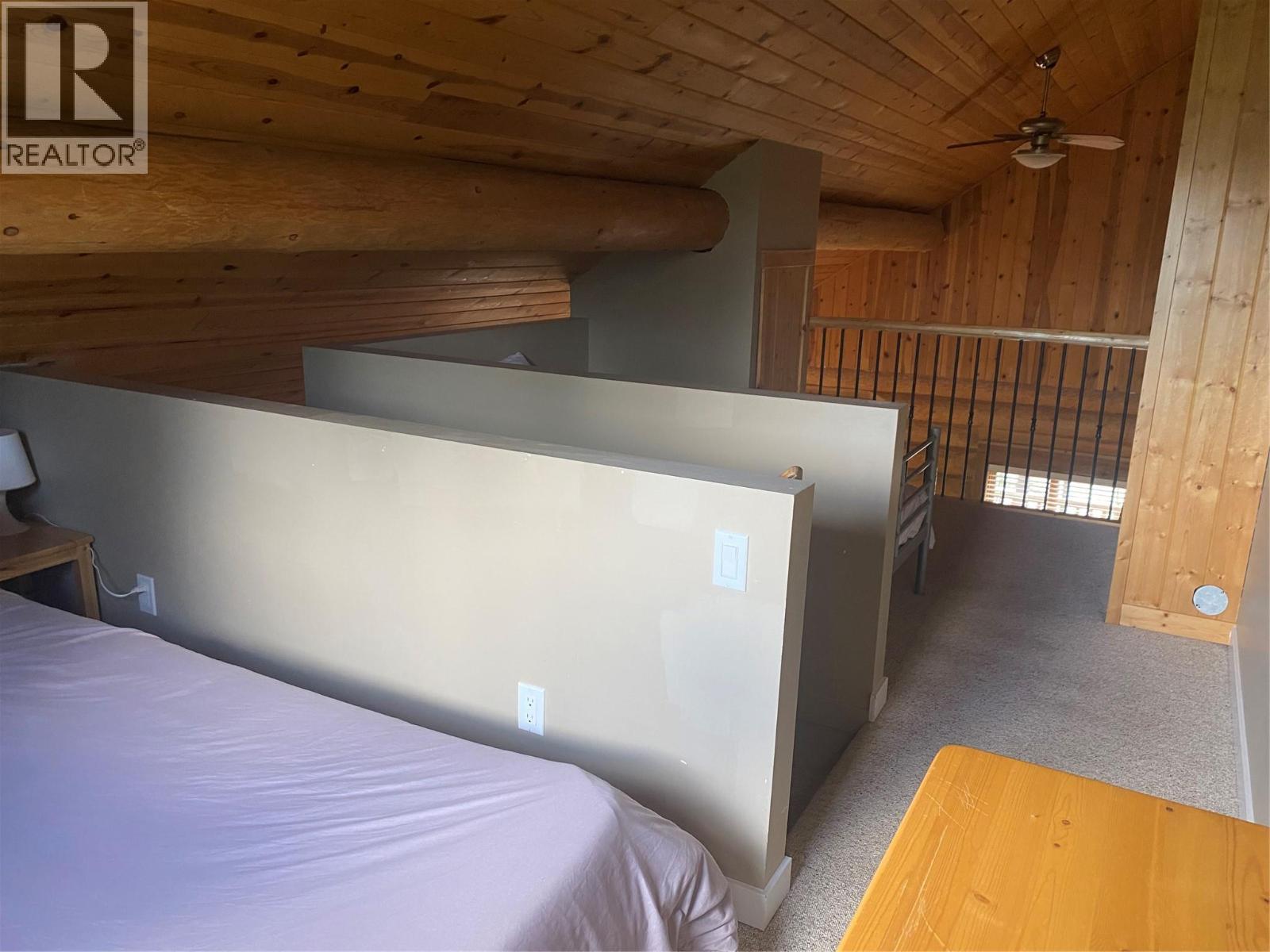 5485 Lac Le Jeune Road Unit# 25/26, Kamloops, BC - Indoor Photo Showing Bedroom