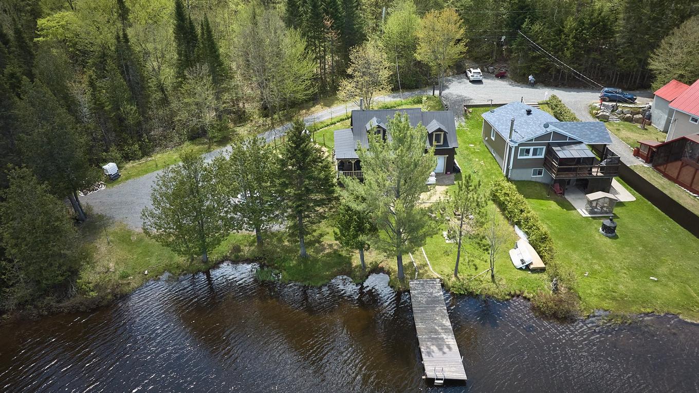 Photo aérienne - 377 Ch. Lac-Léon, Saint-Donat, QC - Outdoor With Body Of Water With View
