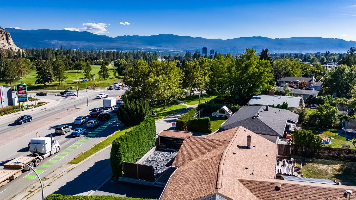 730 Glenmore Drive, Kelowna, BC - Outdoor With View