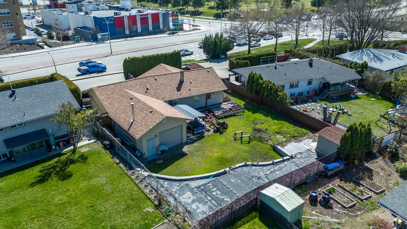 730 Glenmore Drive, Kelowna, BC - Outdoor