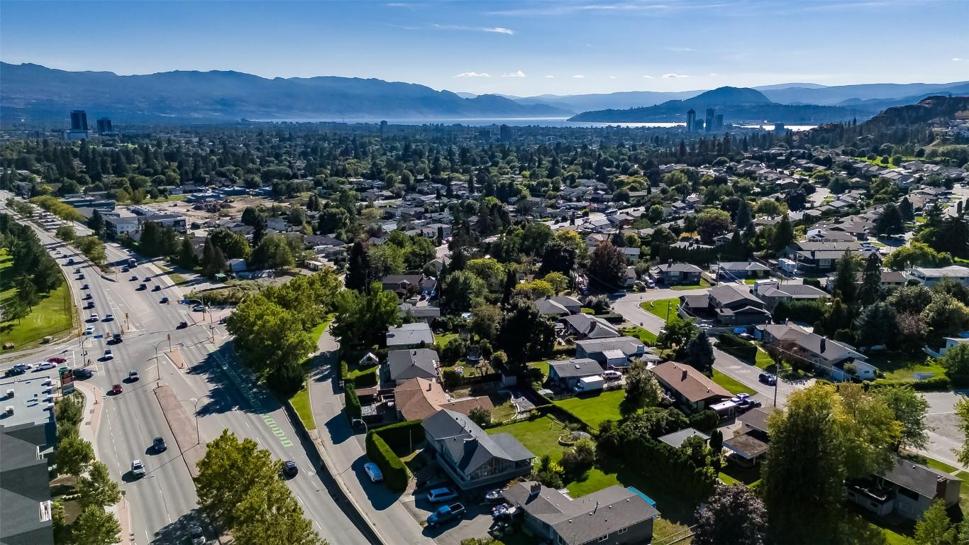 730 Glenmore Drive, Kelowna, BC - Outdoor With View