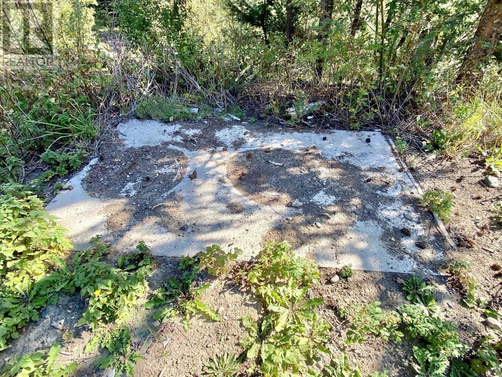 6592 Wutke Road, 100 Mile House, BC