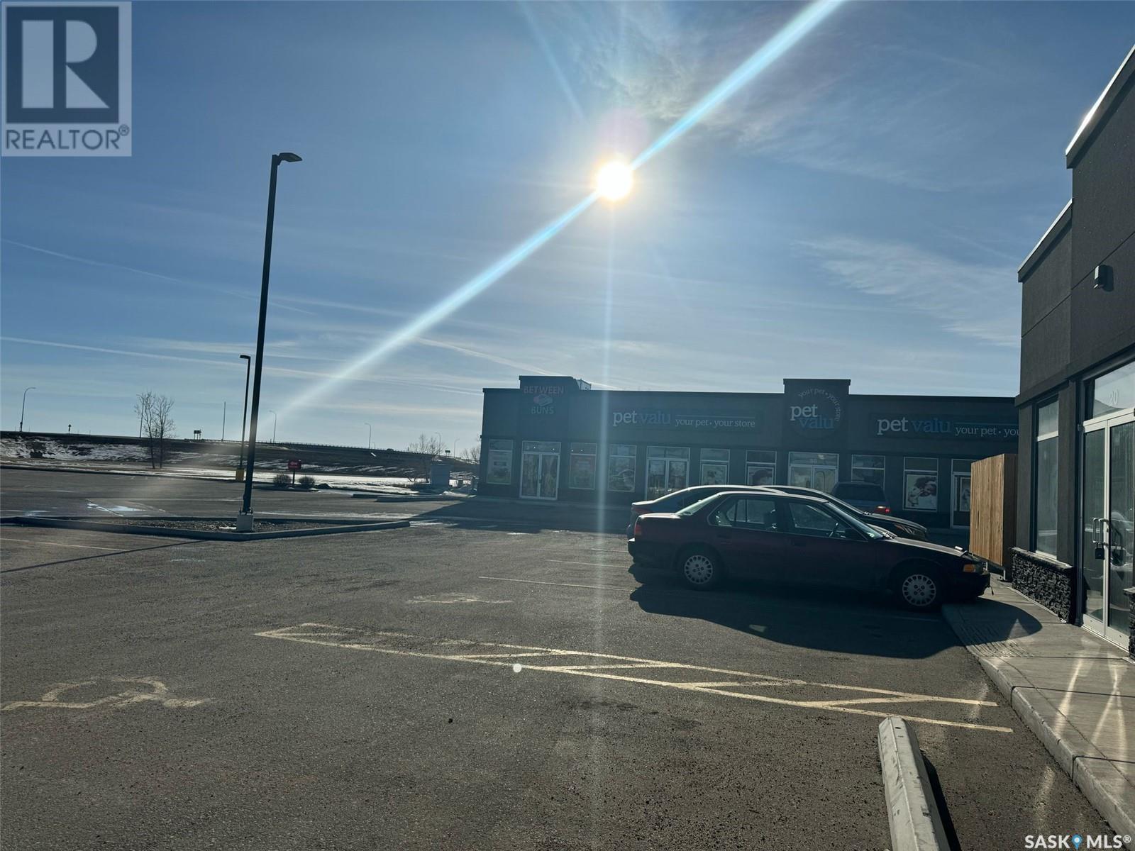 1 40 Centennial Drive N, Martensville, SK