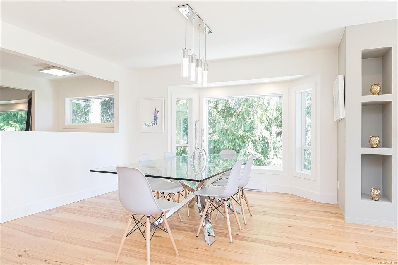 8518 Tribune Terr, North Saanich, BC