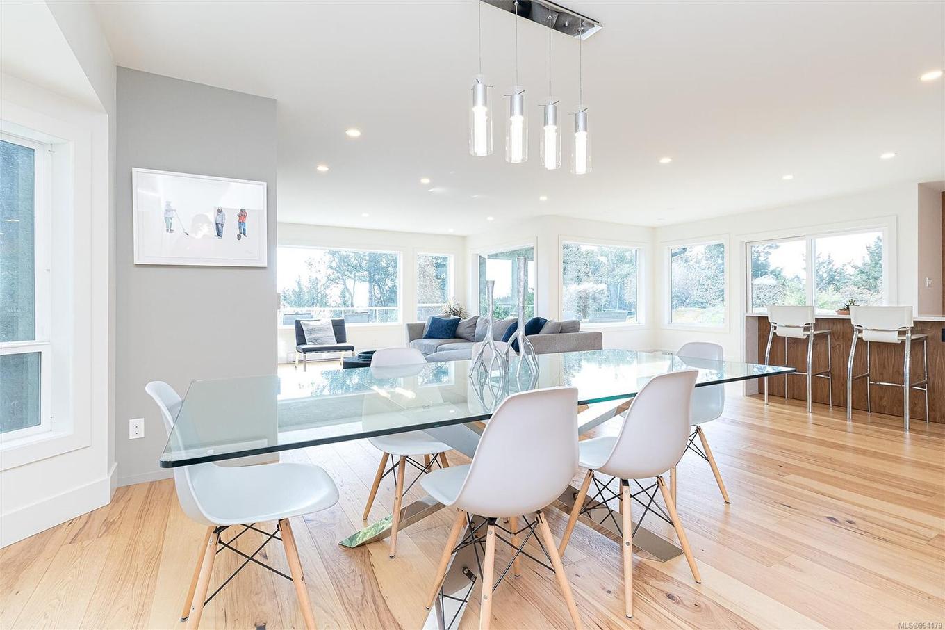 8518 Tribune Terr, North Saanich, BC