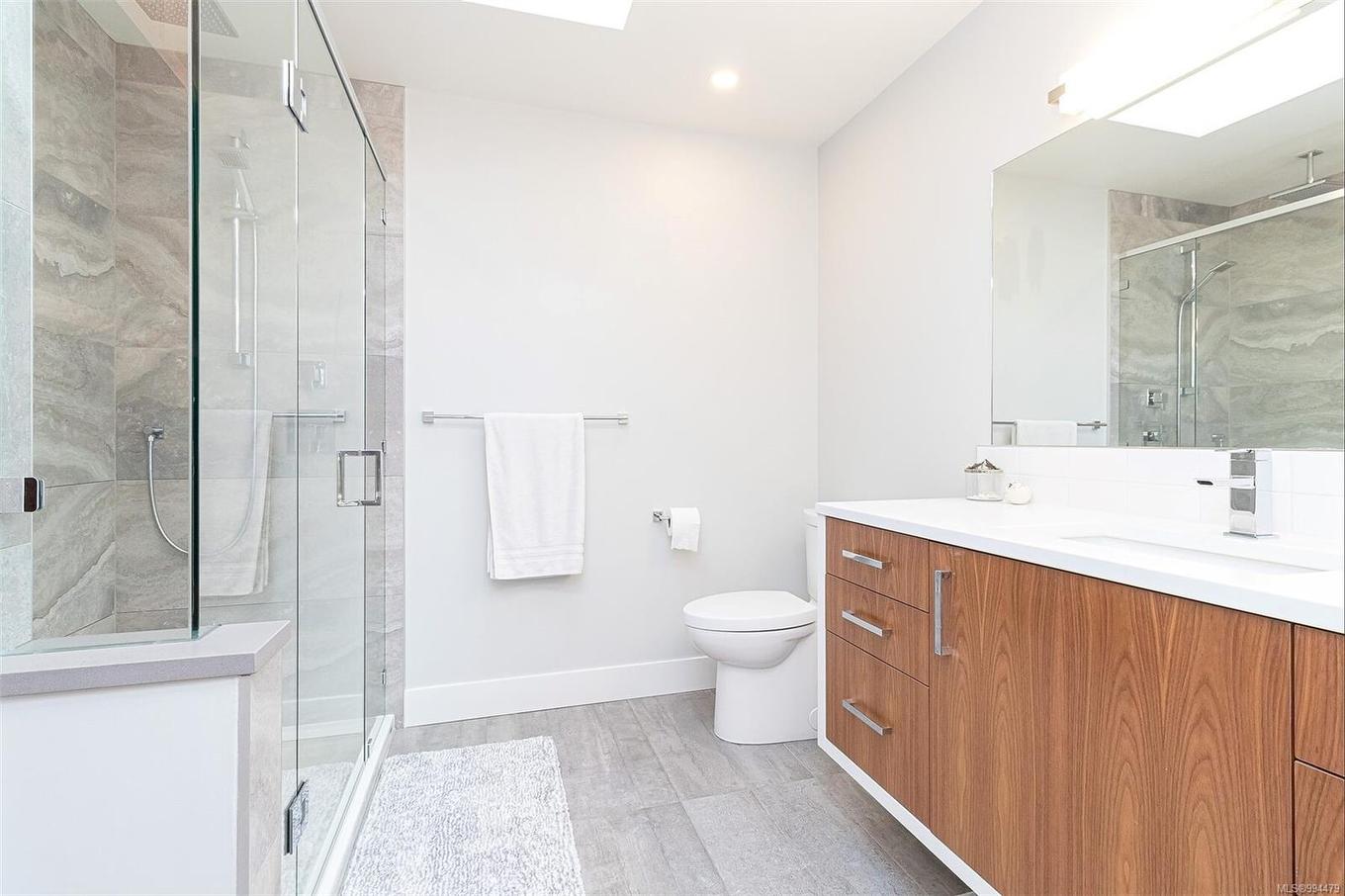 8518 Tribune Terr, North Saanich, BC