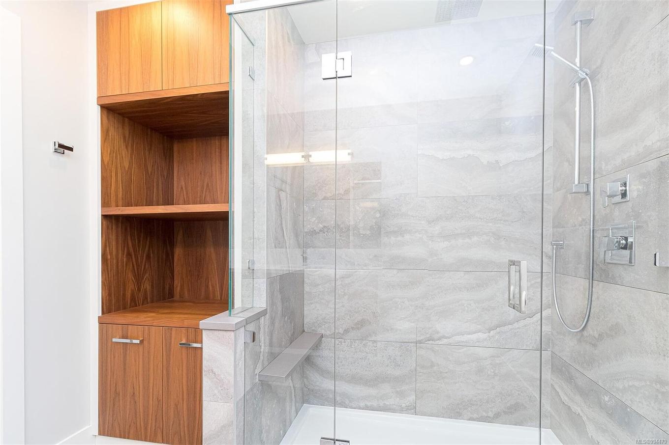 8518 Tribune Terr, North Saanich, BC