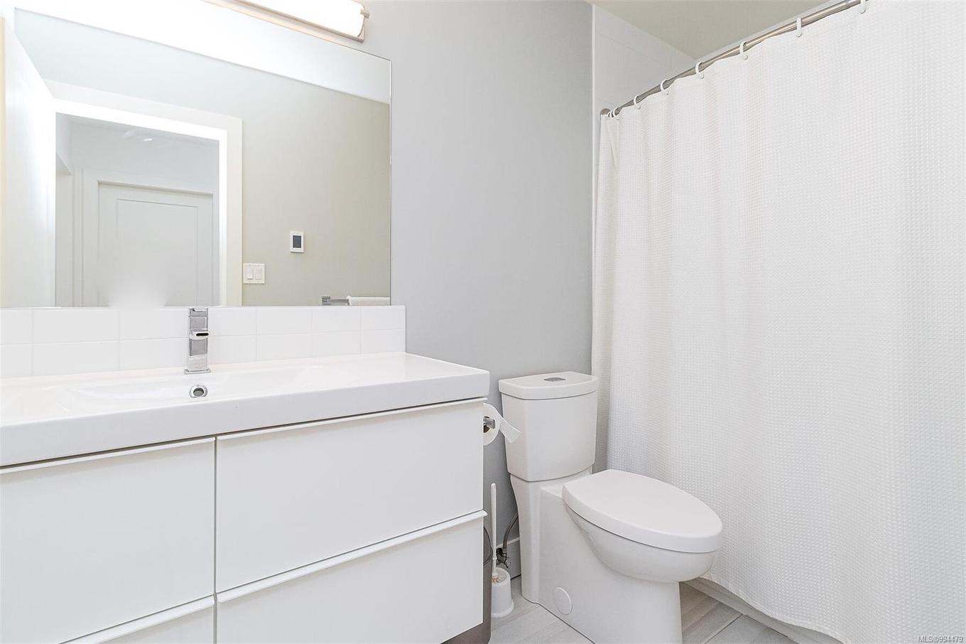 8518 Tribune Terr, North Saanich, BC