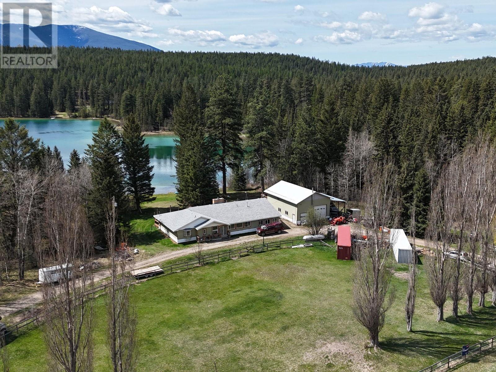2325 Wardner Fort Steele Road, Fort Steele, BC - Outdoor With Body Of Water With View