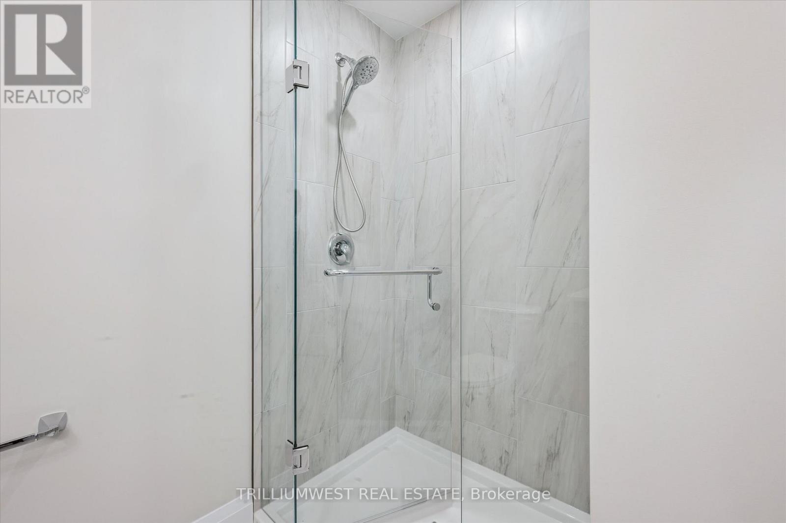 Primary Bathroom - 113 Catherine Street, Wilmot, ON - Indoor Photo Showing Bathroom