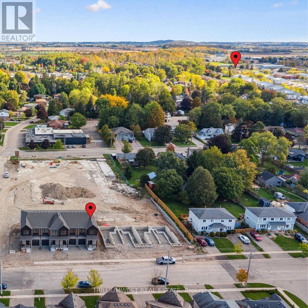 Walking distance to Forest Glen Public School - 113 Catherine Street, Wilmot, ON - Outdoor With View