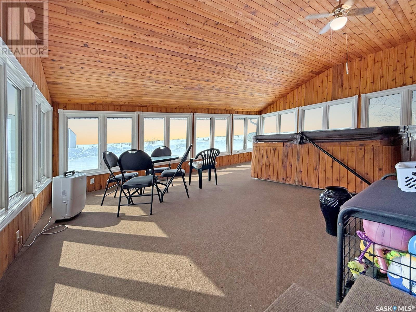 Melville Acreage, Cana Rm No. 214, SK - Indoor