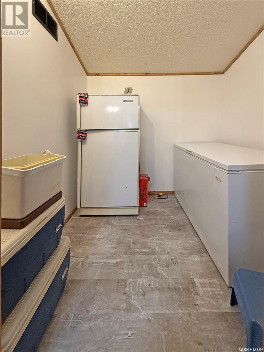 Melville Acreage, Cana Rm No. 214, SK - Indoor