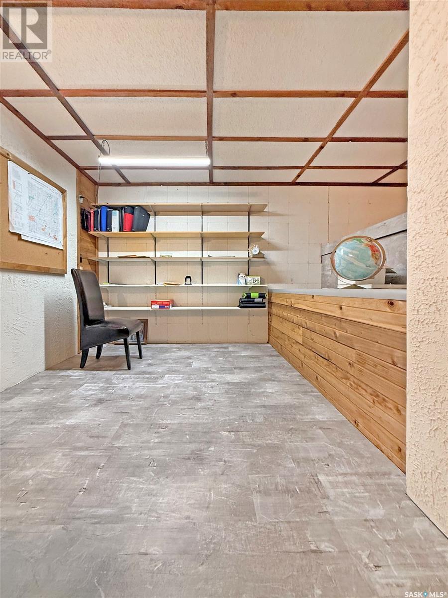 Melville Acreage, Cana Rm No. 214, SK - Indoor Photo Showing Garage