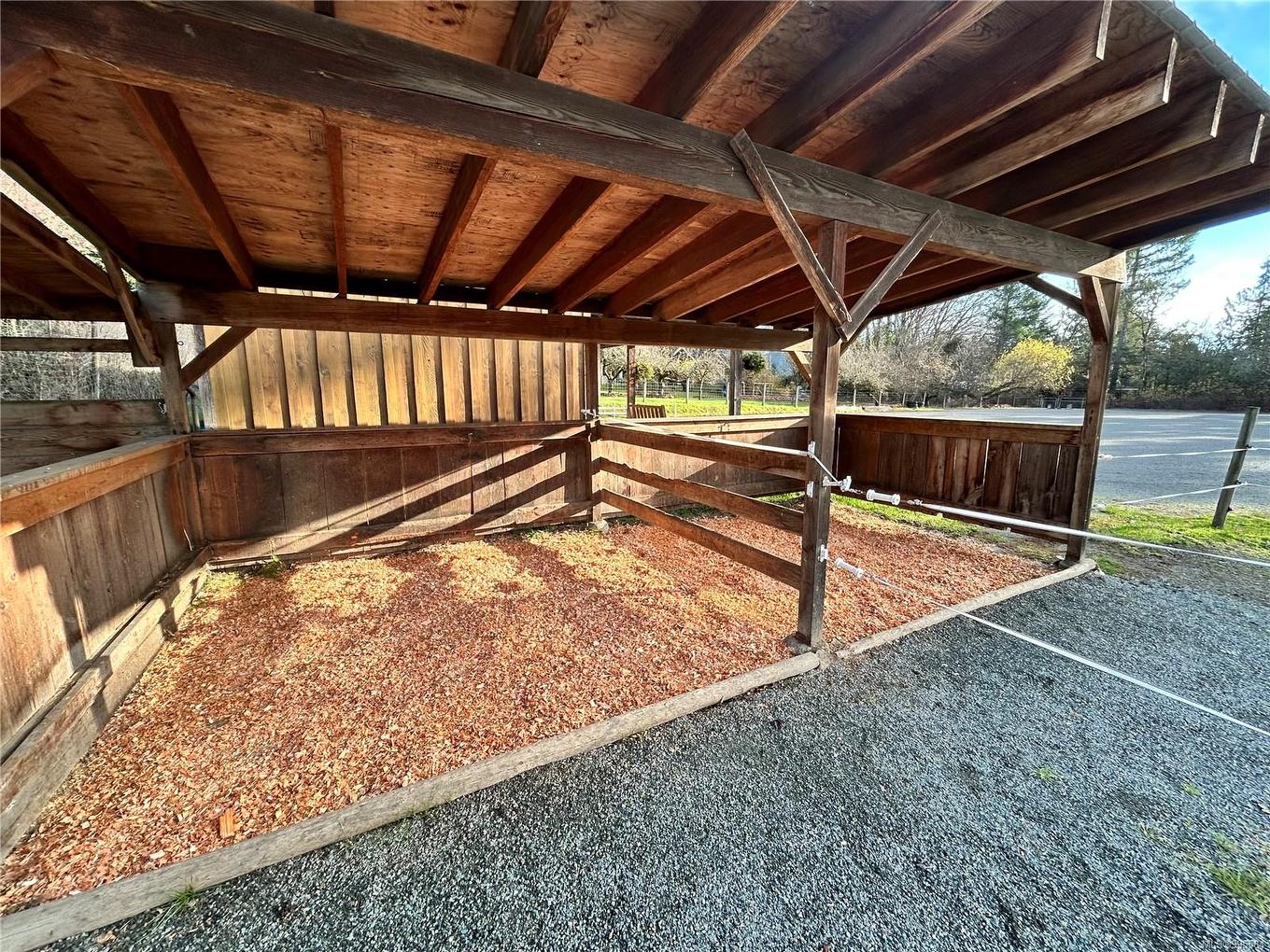 6140 Lakes Rd, Duncan, BC