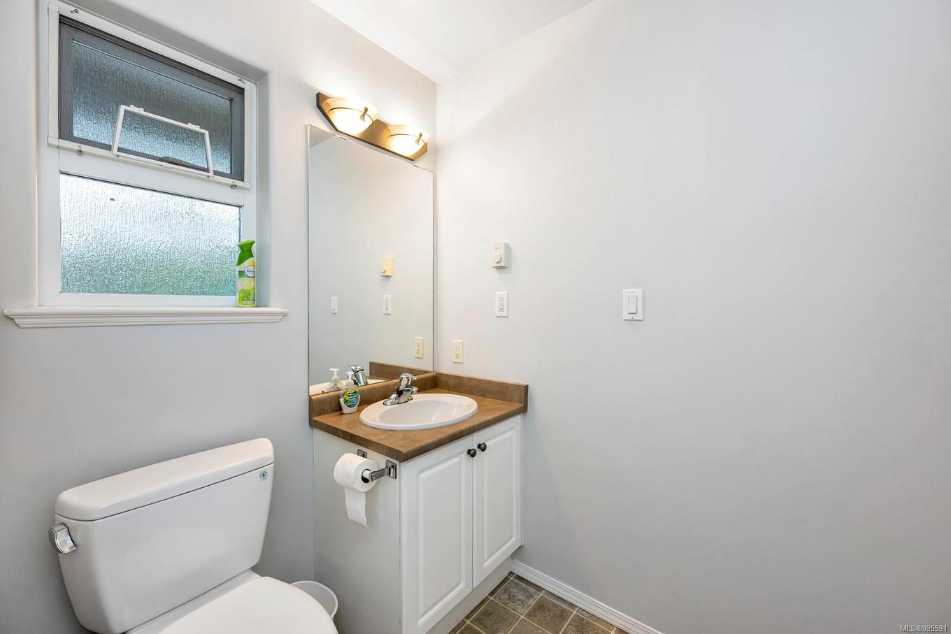 2273 Pond Pl, Sooke, BC