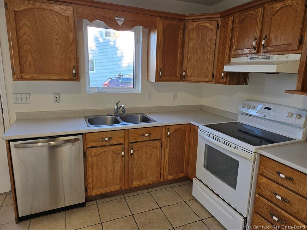 78 Palisade Dr, Moncton, NB