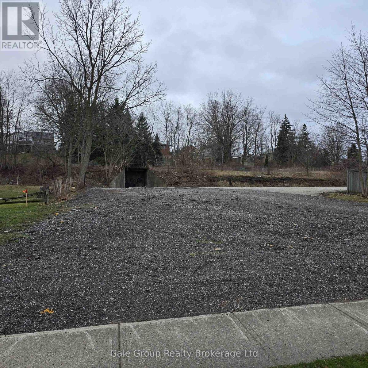 180 Main Street, Woodstock (Woodstock - South), ON