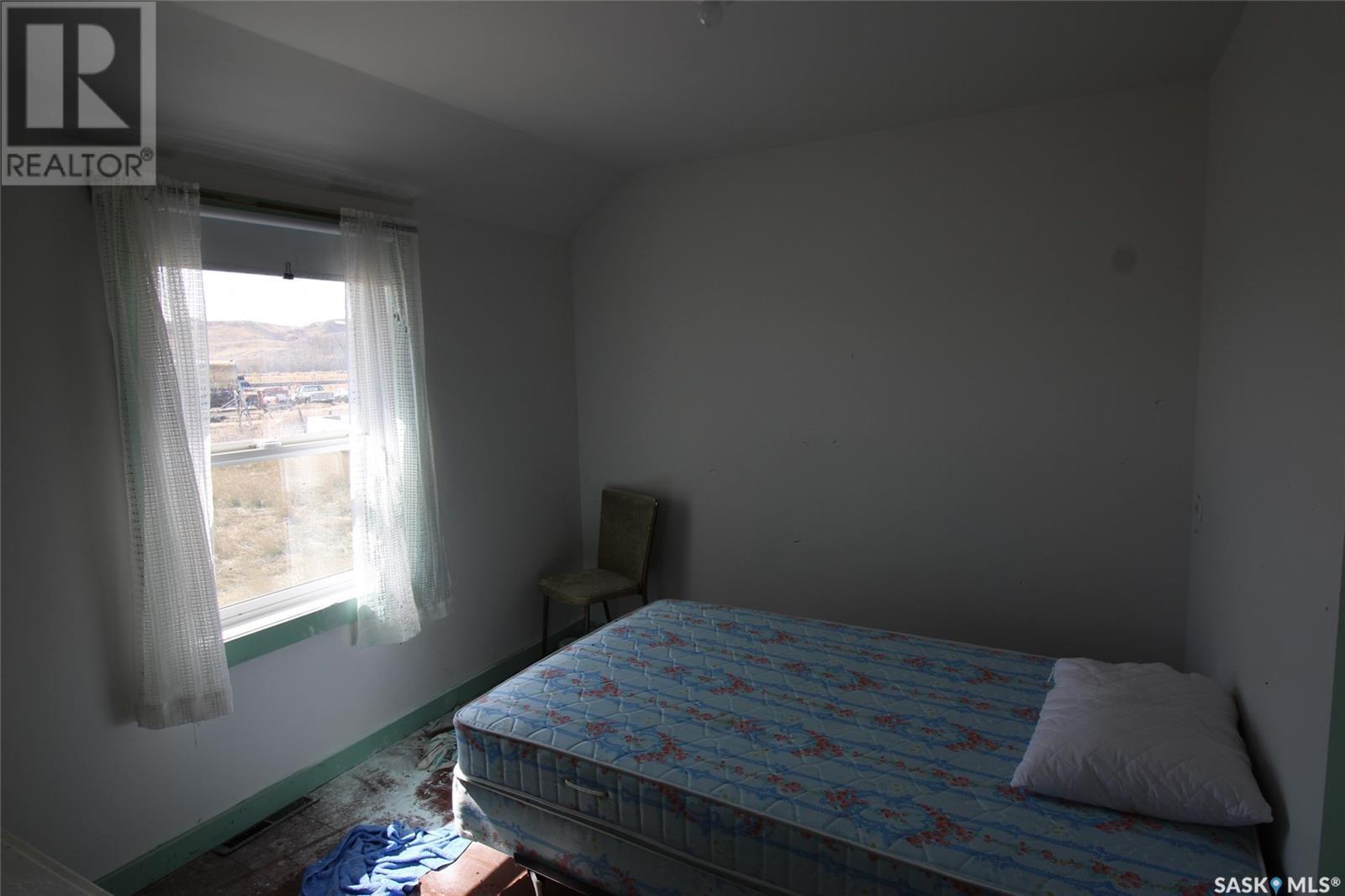 0 Railway Street E, Eastend, SK - Indoor Photo Showing Bedroom