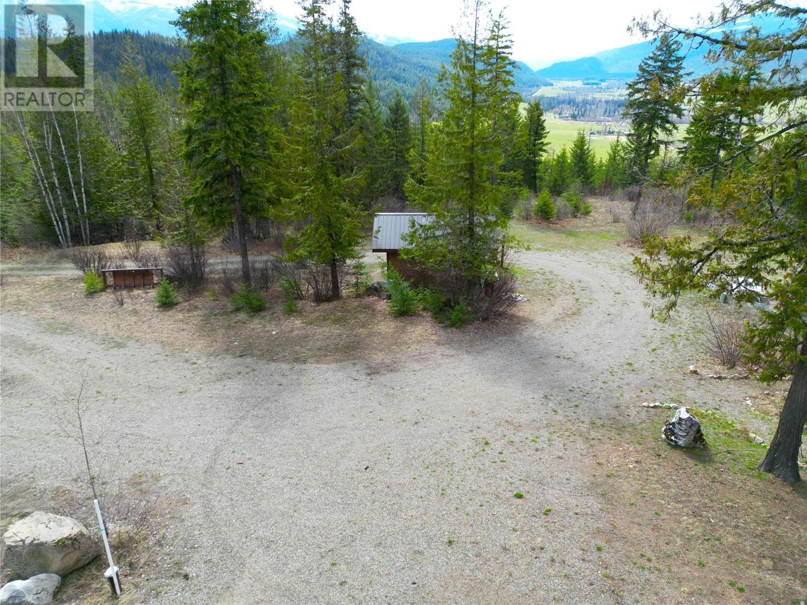 9300 6 Highway, Edgewood, BC