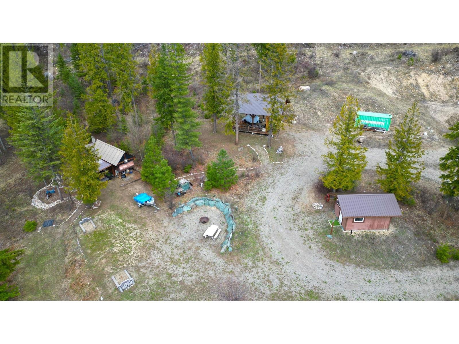 9300 6 Highway, Edgewood, BC