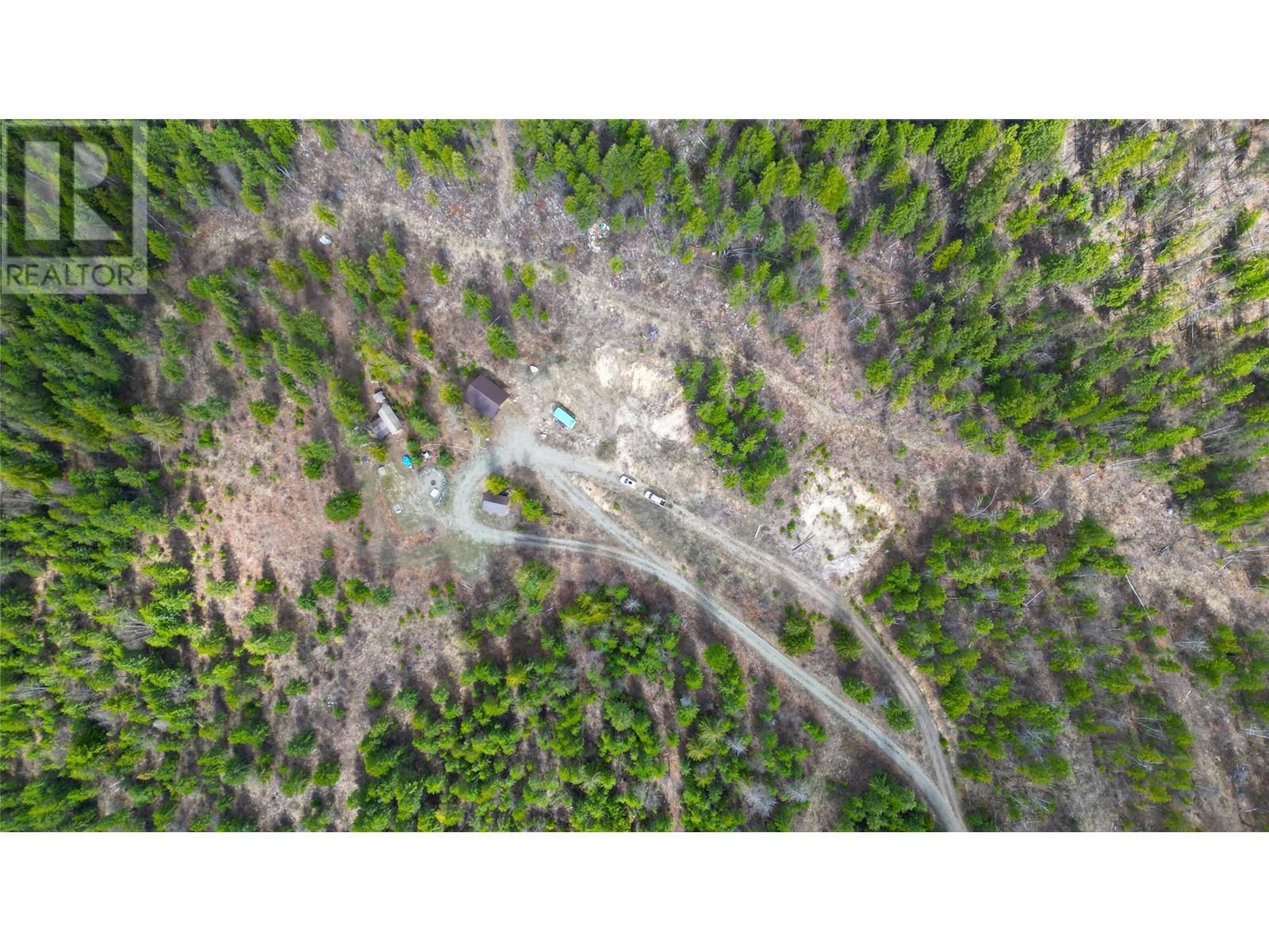 9300 6 Highway, Edgewood, BC