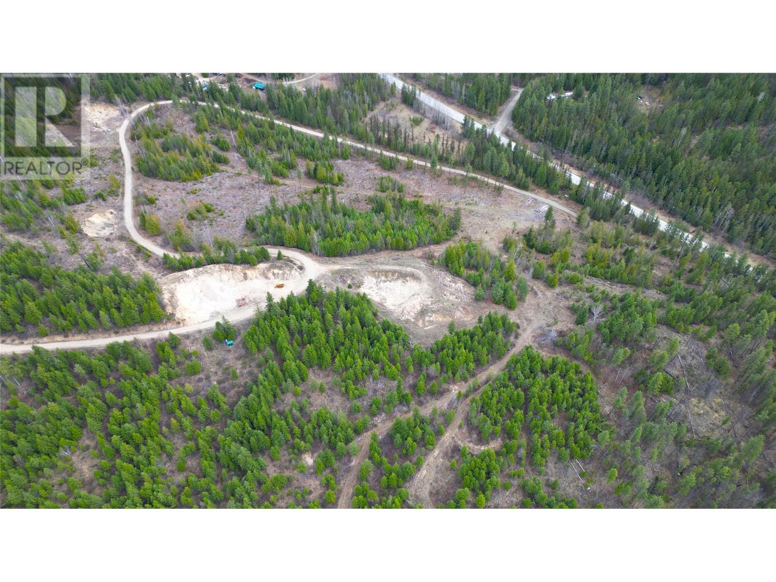 9300 6 Highway, Edgewood, BC