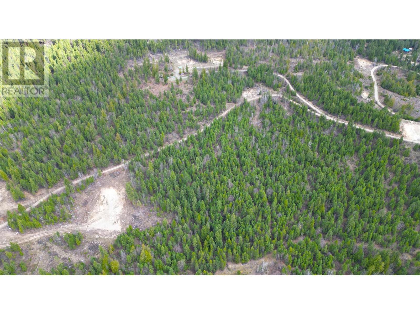 9300 6 Highway, Edgewood, BC