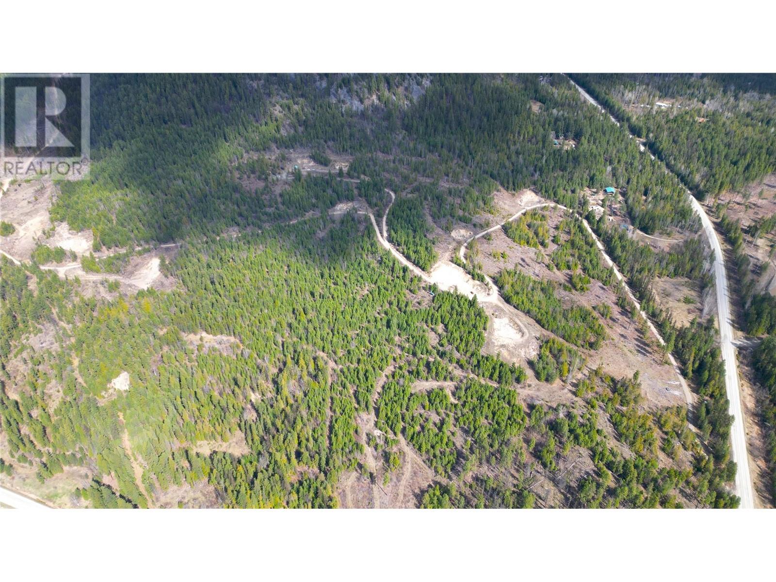 9300 6 Highway, Edgewood, BC