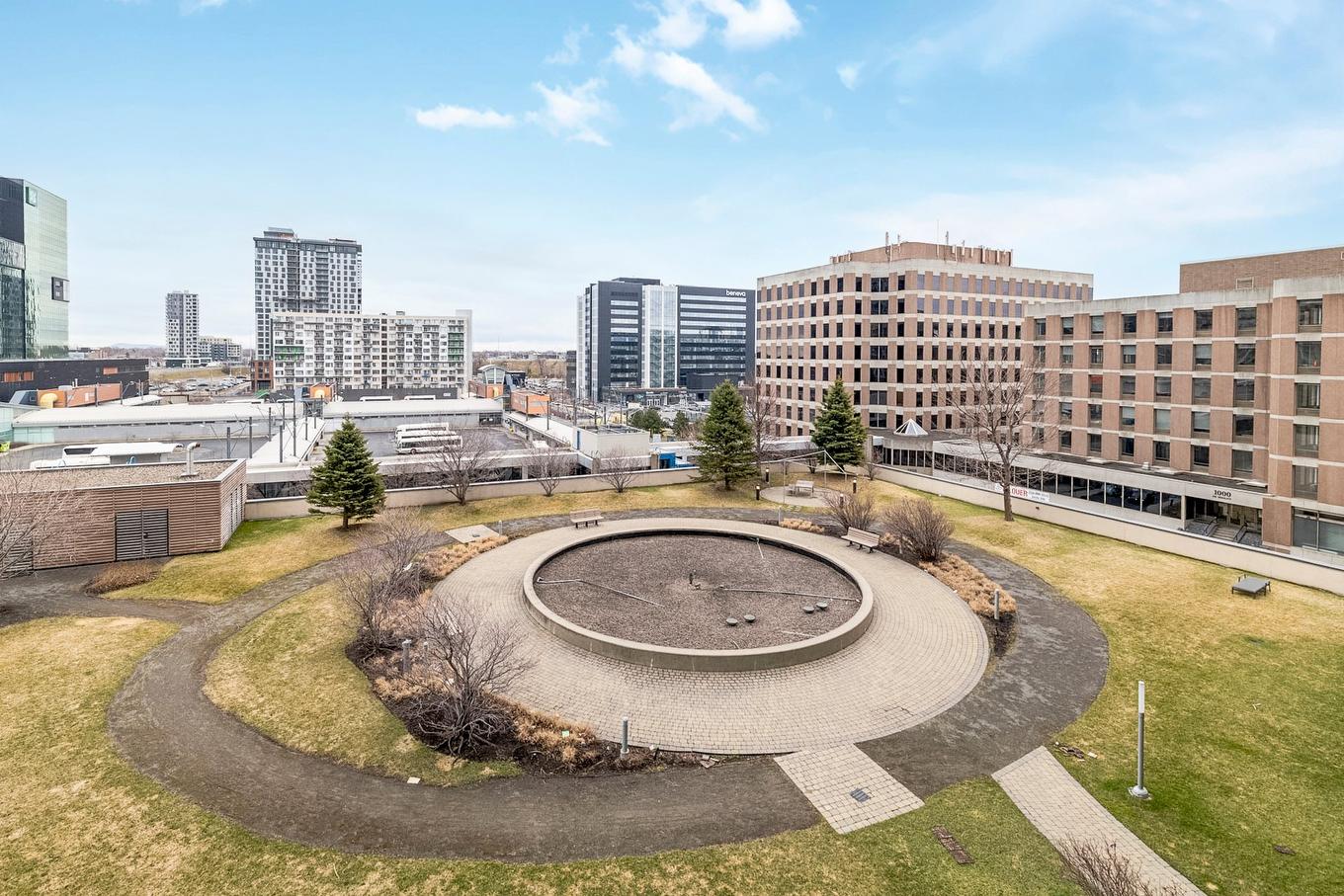 Mezzanine - 807-15 Boul. La Fayette, Longueuil (Le Vieux-Longueuil), QC - Outdoor With View