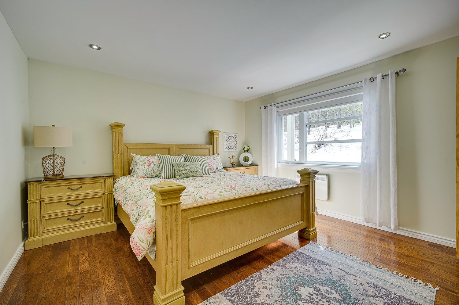 Master Bedroom - 134 Ch. Black, Mille-Isles, QC - Indoor Photo Showing Bedroom